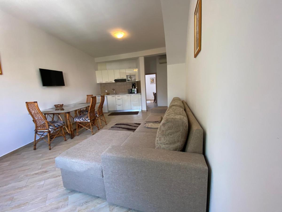 נובי ווינודולסקי Apartments Nautica מראה חיצוני תמונה